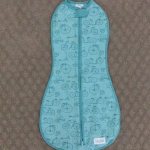 Woombie Original 3-6 mo bicycle swaddle